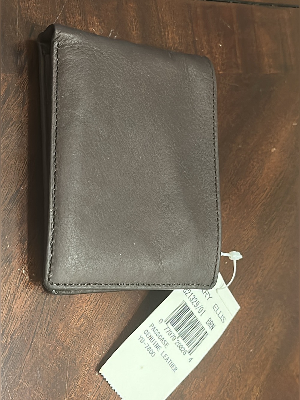 Perry Ellis Dark Brown Leather Passport Wallet (bags25)